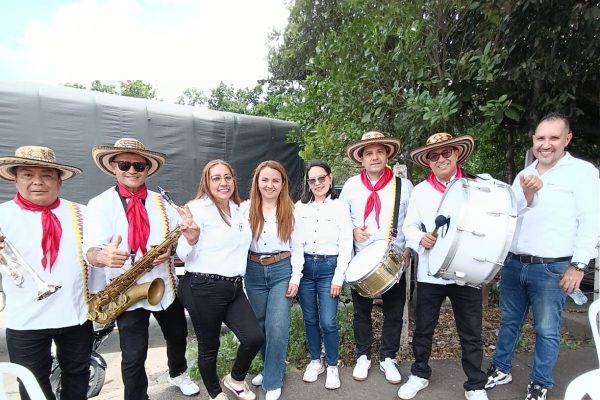 Bandas papayeras en Barichara animando celebraciones y eventos especiales